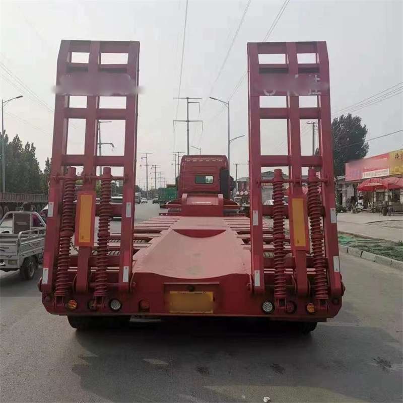 吐鲁番至齐齐哈尔货运专线一站式物流服务，让您的货物畅行无忧